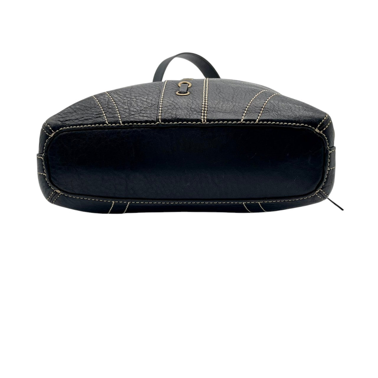 【美品】コーチ COACH ショルダーバッグ レザー 本革 ブラック 黒 ゴールド金具 ロゴ 刻印 チャーム レディース エレガント クラシック カジュアル お出かけ 旅行 通勤 通学 鞄 カバン 高級感 10399 斜め掛け可 ビンテージ感 S79