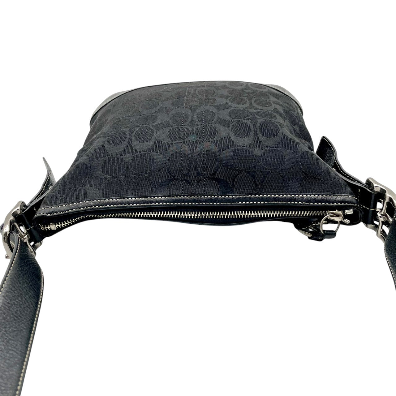【美品】コーチ COACH ショルダーバッグ 斜め掛け可 シグネチャー キャンバス レザー ブラック 黒 ゴールド金具 9632 鞄 カバン レディース ロゴ チャーム エレガント 上品 モダン カジュアル デート ビンテージ感 クラシック S79