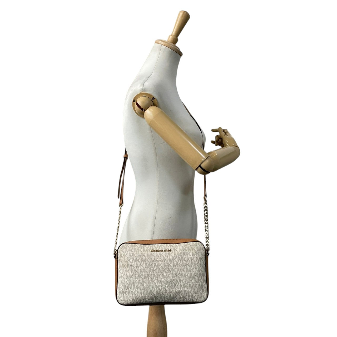 マイケルコース MICHAEL KORS ショルダーバッグ 斜め掛け可 肩掛け MKロゴ シグネチャー PVC レザー アイボリー ホワイト ベージュ ブラウン 茶色 総柄 ビンテージ クラシック エレガント 上品 スクエア 鞄 レディース 女子会 S85