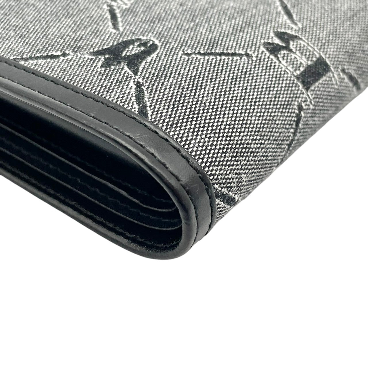バーバリーブラックレーベル BURBERRY BLACK LABEL 二つ折り財布 コンパクトウォレット キャンバス レザー ブラック 黒 グレー チェック柄 ノバチェック ビンテージ クラシック エレガント 上品 シンプル 小物 財布 ユニセックス m3
