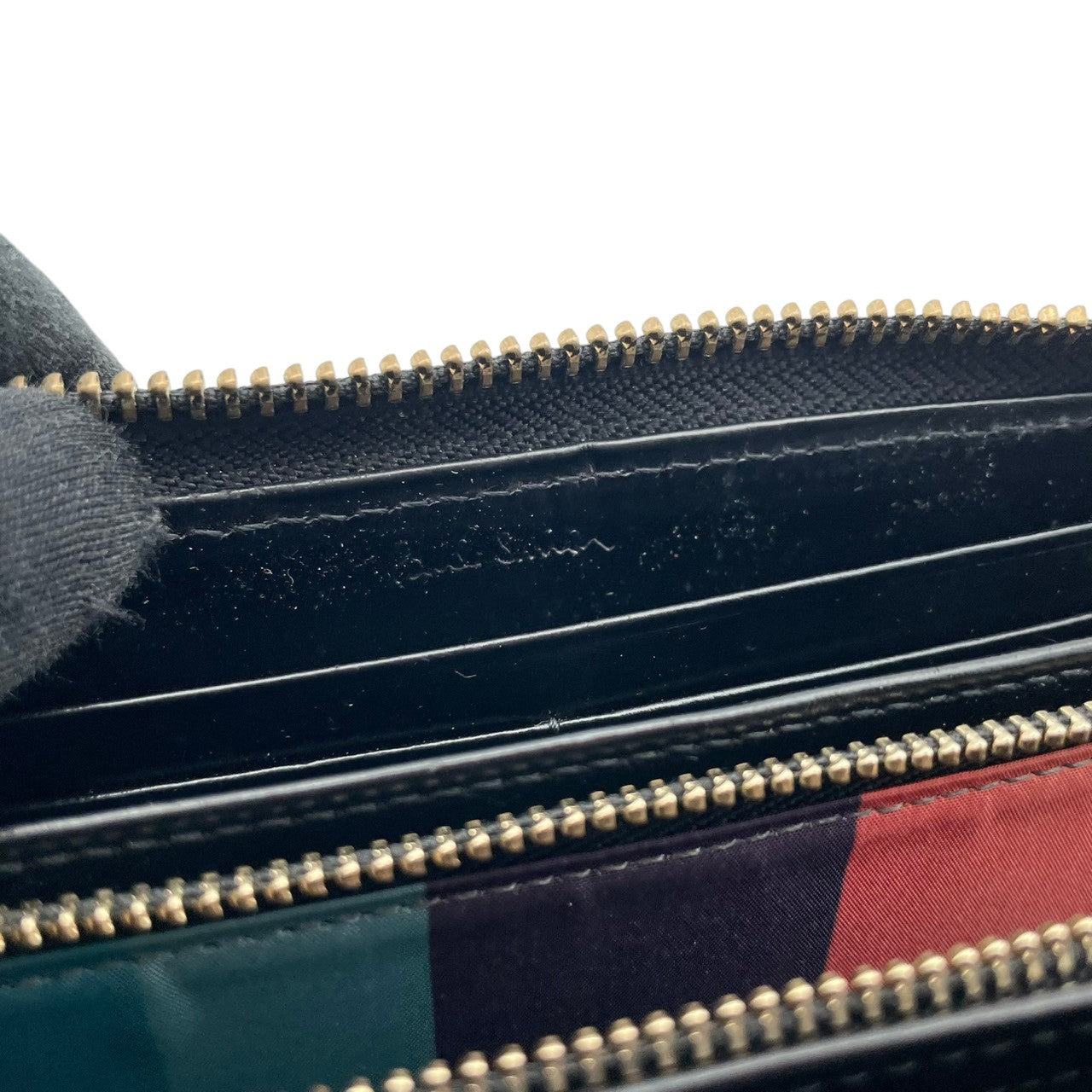 ポールスミス Paul Smith 長財布 ラウンドファスナー ロングウォレット レザー 本革 ブラック 黒 マルチストライプ マルチカラー ビンテージ クラシック エレガント 上品 メンズ レディース ユニセックス 贈り物 人気 定番 高級感 m3