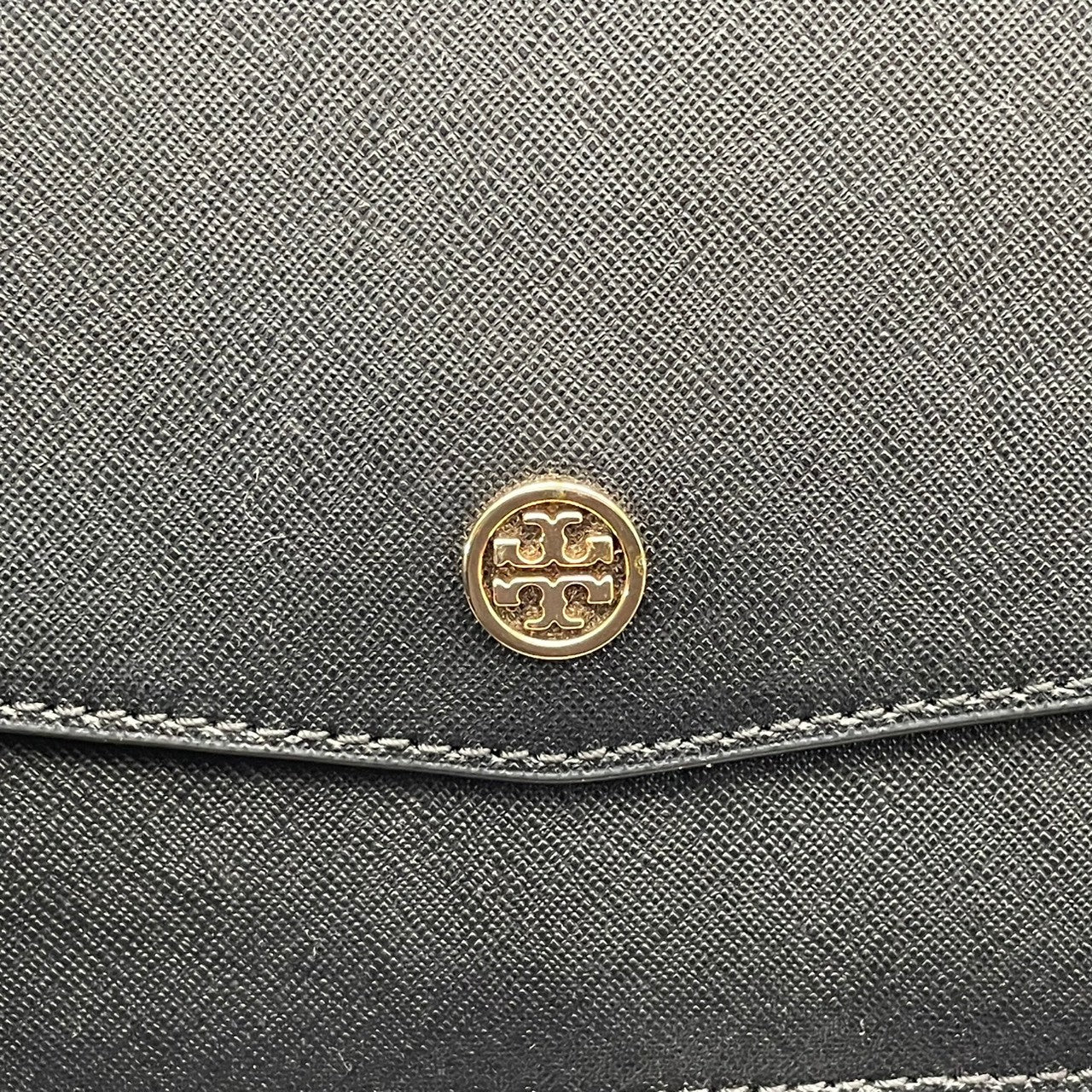 トリーバーチ TORY BURCH ショルダーバッグ チェーンショルダー レザー 本革 ブラック 黒 ゴールド金具 サフィアーノ クロスボディ 斜め掛け可 フラップ エレガント クラシック レディース お出かけ パーティー デイリー ユース S91