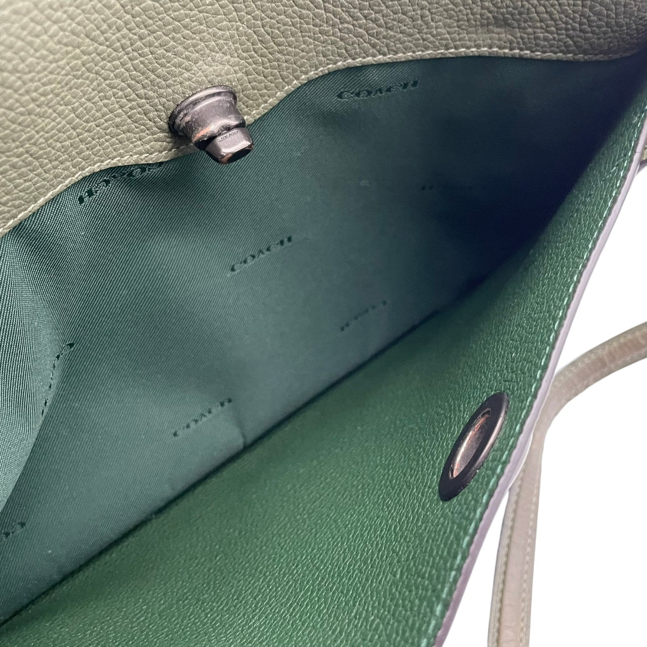 COACH コーチ トートバッグ ショルダーバッグ ワンショルダー 肩掛け レザー 本革 シボ革 グリーン 緑 ターンロック 88340 大容量 A4収納可 エレガント クラシック カジュアル ビジネス 通勤 通学 カバン 鞄 自立可 レディース S80
