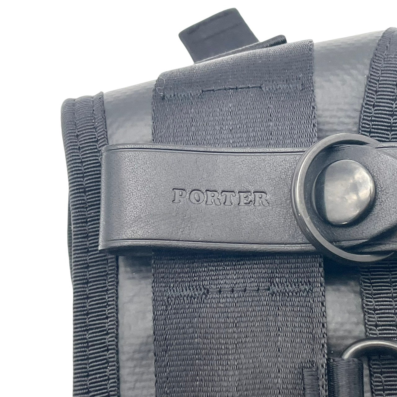 美品 ポーター PORTER ボディバッグ ウエストバッグ ウエストポーチ ナイロン ブラック 黒 斜め掛け可 クロスボディ メンズ レディース ユニセックス カジュアル スタイリッシュ アウトドア 旅行 デイリー トラベル カバン 鞄 かばん S96