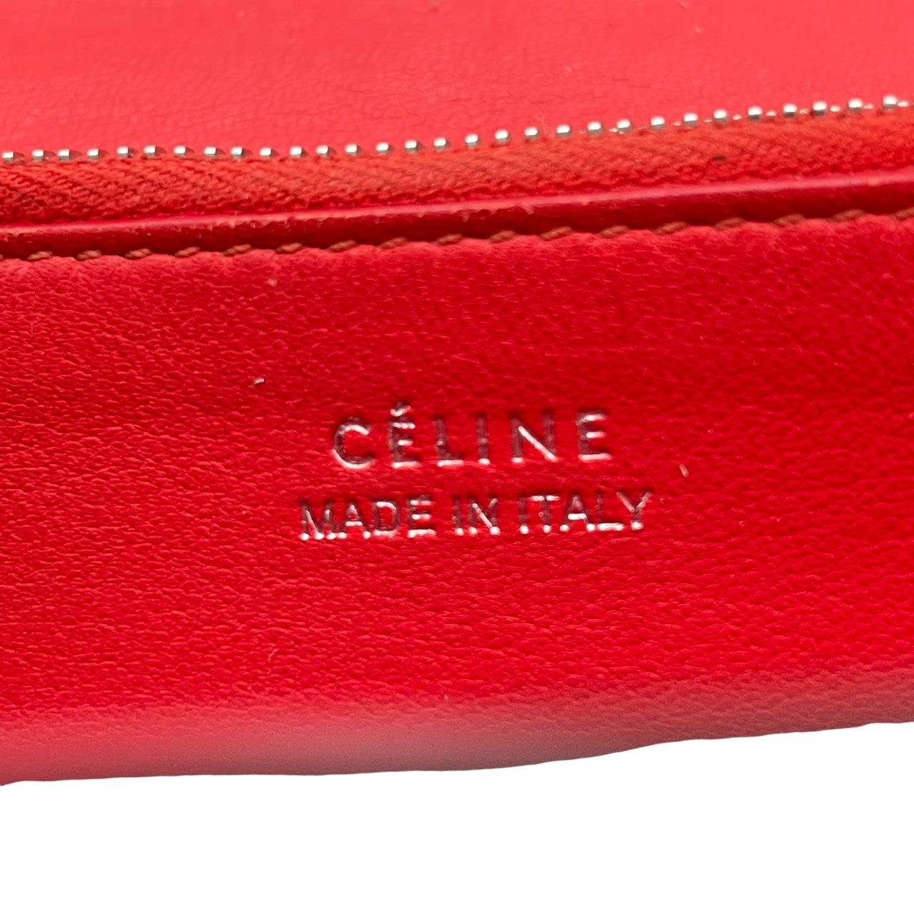 良品 セリーヌ CELINE 長財布 ロングウォレット フラップ レザー 本革 ベージュ ゴールド金具 レディース カジュアル フォーマル エレガント クラシック ビンテージ レトロ デイリー お出かけ 通勤 通学 普段使い 上品 サイフ 婦人 M3