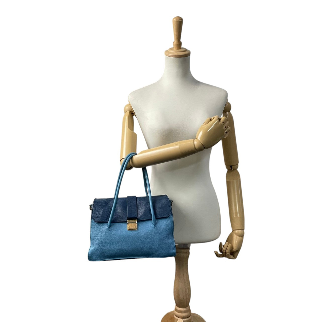 良品 ミュウミュウ miumiu マテラッセ 2WAY ハンドバッグ ショルダーバッグ 斜め掛け可 自立可 レザー 本革 ネイビー 水色 バイカラー ゴールド金具 レディース カジュアル エレガント クラシック ビンテージ 上品 華やか 鞄 かばん S18