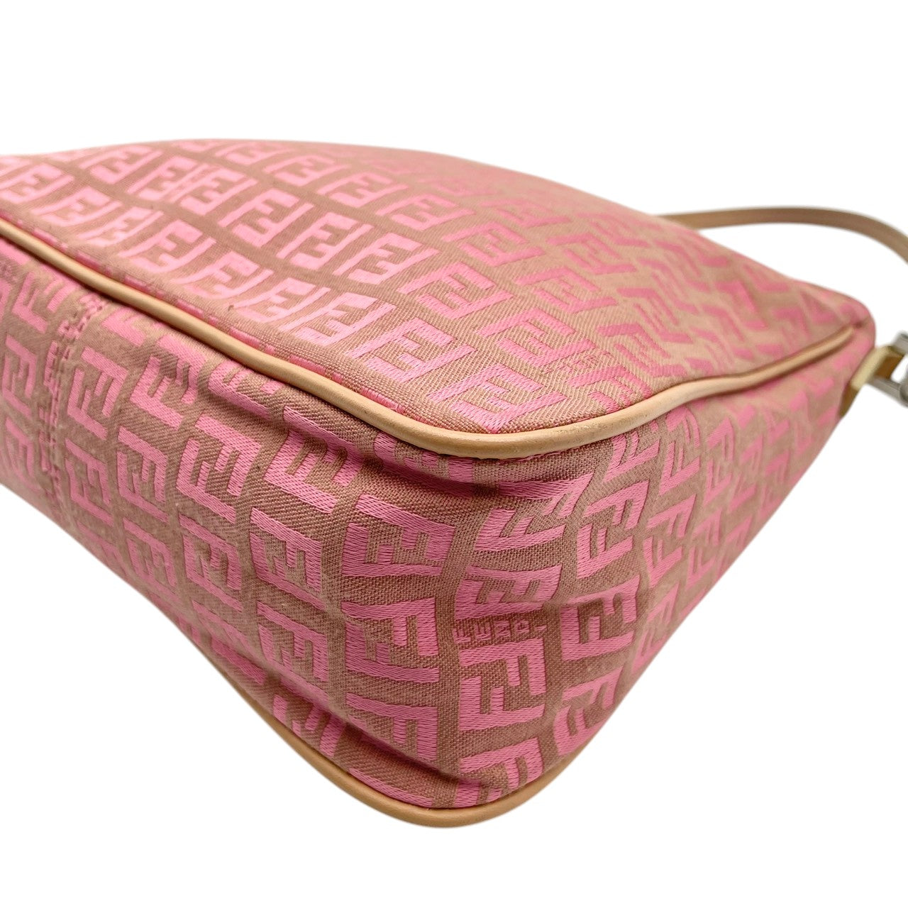 フェンディ FENDI ズッキーノ キャンバス レザー ピンクベージュ ハンドバッグ トートバッグ 肩掛け ワンショルダー レディース カジュアル エレガント ビンテージ レトロ 上品 鞄 かばん カバン お出かけ 普段使い 華やか 希少 レア 訳あり S18