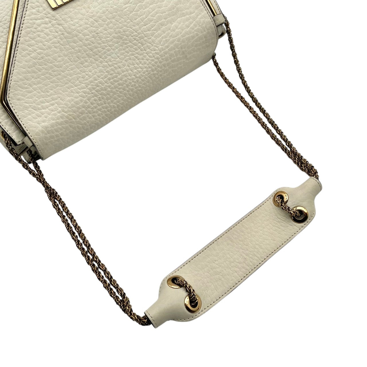 クロエ Chloe ショルダーバッグ ハンドバッグ 肩掛け レザー 本革 ホワイト 白 フリンジ タッセル 編み込みハンドル レディース カジュアル フォーマル エレガント クラシック ビンテージ 上品 華やか 鞄 かばん カバン お出かけ 人気 S15