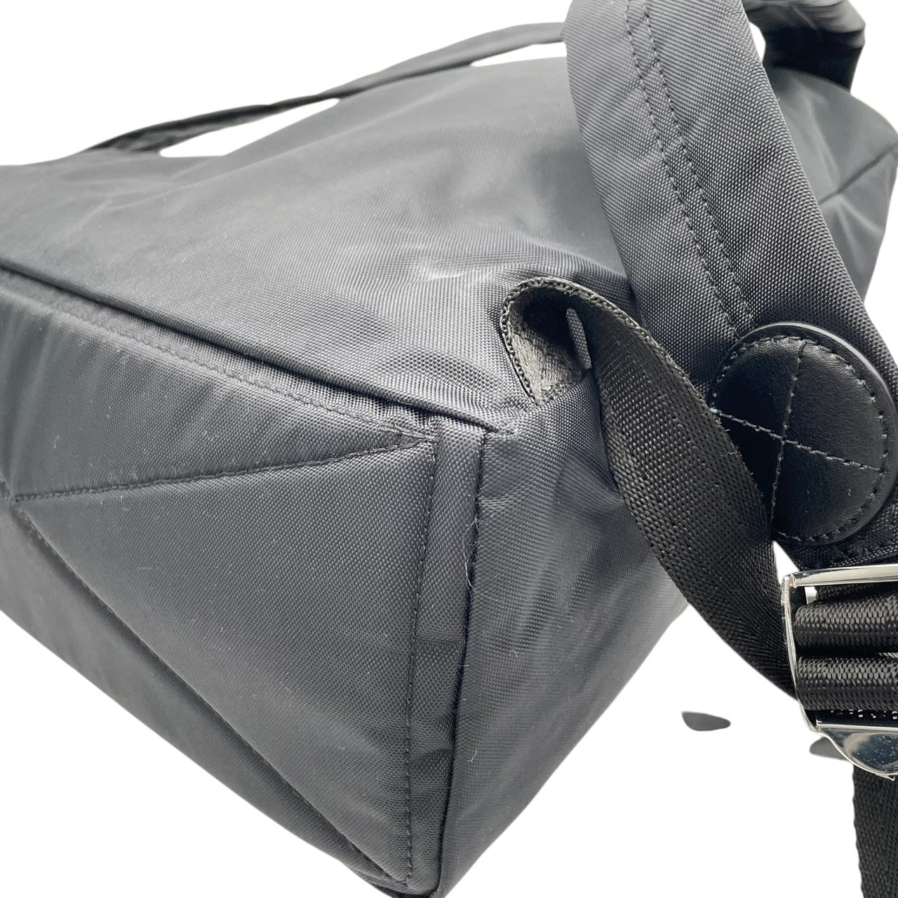 美品 マークジェイコブス MARC JACOBS リュック・デイパック ナイロン レザー ブラック 黒 A4収納 PC収納 シンプル ロゴ カジュアル エレガント ビンテージ メンズ レディース ユニセックス 高級 高品質 多機能 丈夫 お出かけ S24