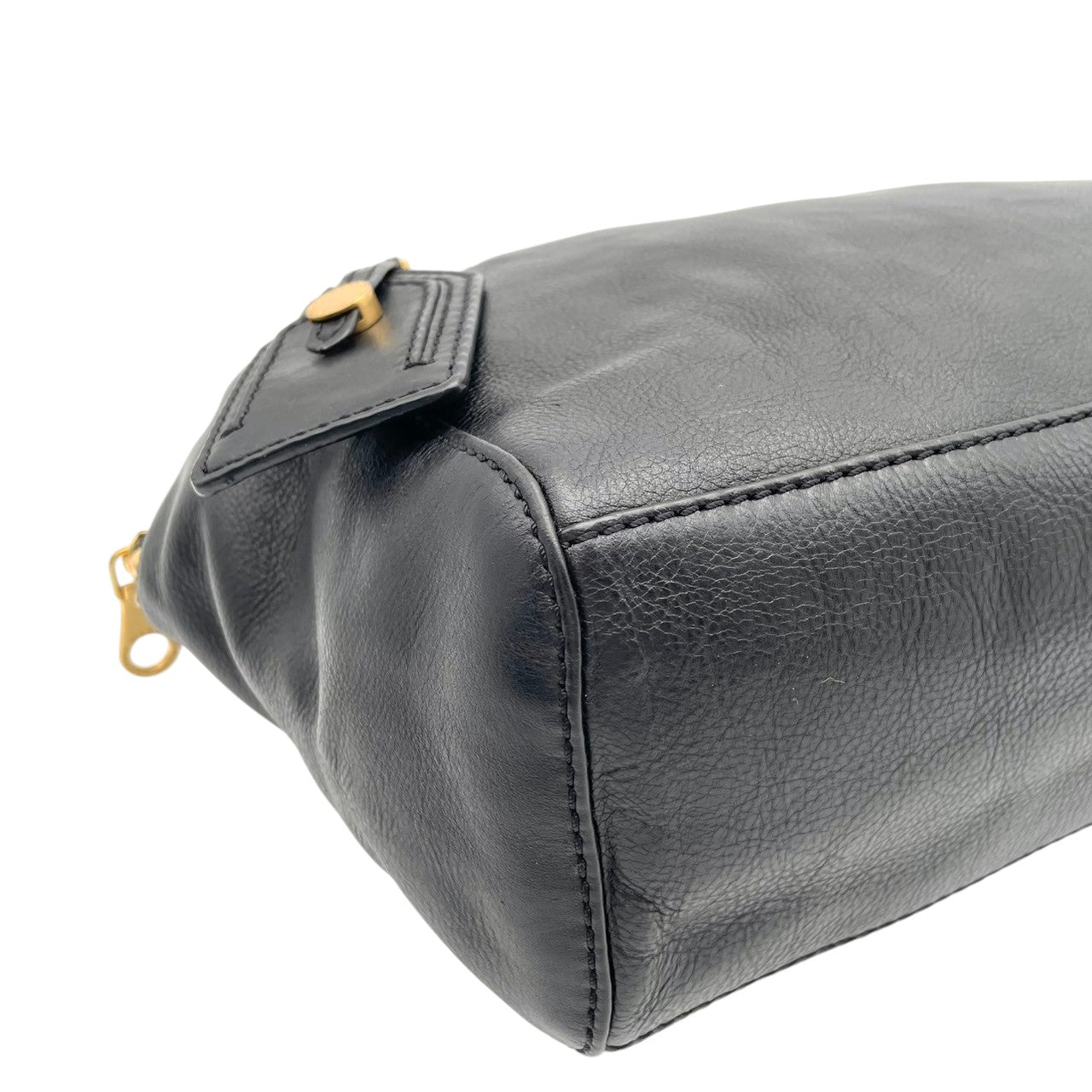 美品 マークジェイコブス MARC JACOBS トートバッグ ハンドバッグ レザー 本革 ワンショルダー 肩掛け ブラック 黒 ゴールド金具 A4収納 通勤 通学 ビジネス カジュアル レディース エレガント クラシック ビンテージ シンプル 自立可 S24