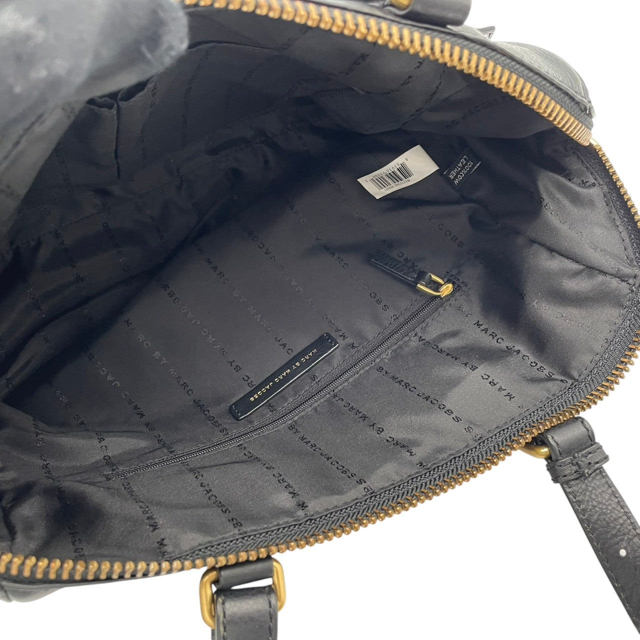美品 マークジェイコブス MARC JACOBS トートバッグ ハンドバッグ レザー 本革 ワンショルダー 肩掛け ブラック 黒 ゴールド金具 A4収納 通勤 通学 ビジネス カジュアル レディース エレガント クラシック ビンテージ シンプル 自立可 S24