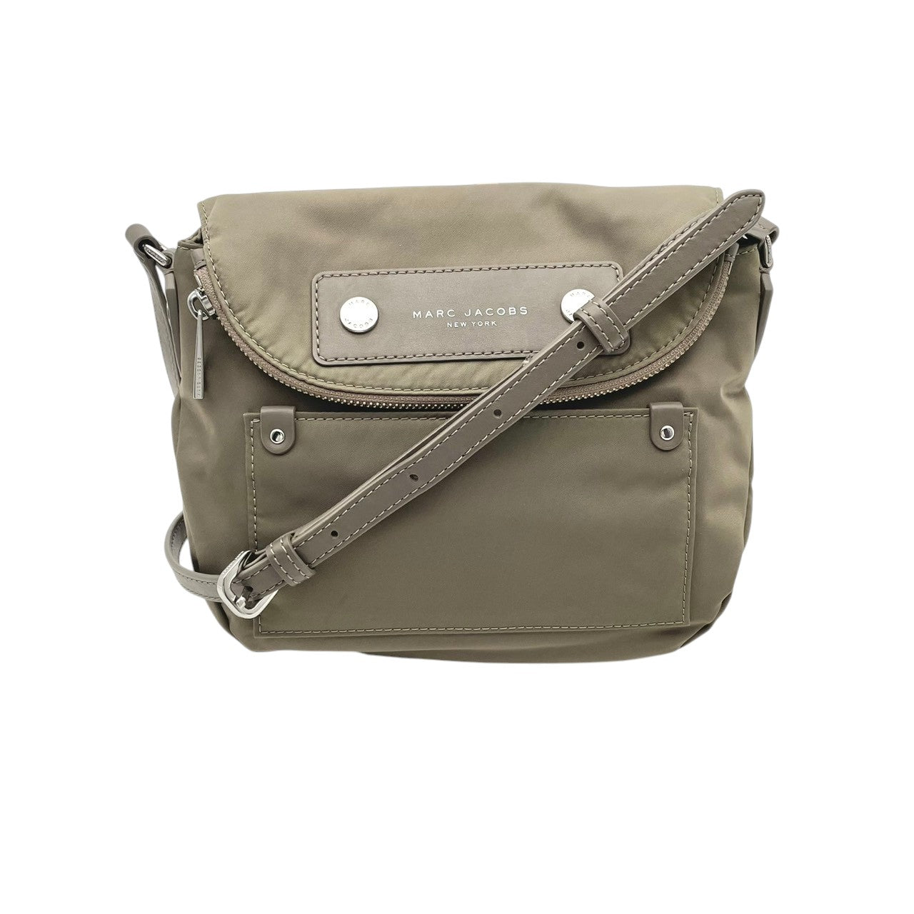 マークジェイコブス MARC JACOBS ショルダーバッグ ナイロン レザー 斜め掛け可 肩掛け グレー 灰色 シルバー金具 レディース エレガント クラシック ビンテージ カジュアル シンプル 丈夫 軽量 コンパクト お出かけ 旅行 多機能 高品質 S24