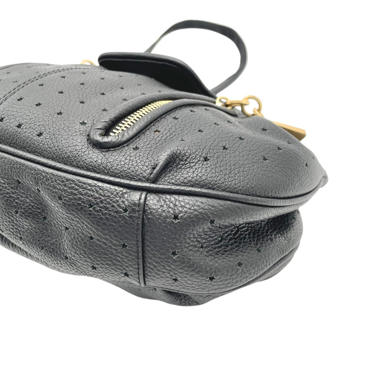 美品 シーバイクロエ SeeByChloe ショルダーバッグ クロスボディ レザー 本革 ブラック 黒 星柄 パンチング タッセル フリンジ ゴールド金具 斜め掛け可 肩掛け レディース エレガント クラシック カジュアル お出かけ 良品 保証書 S23