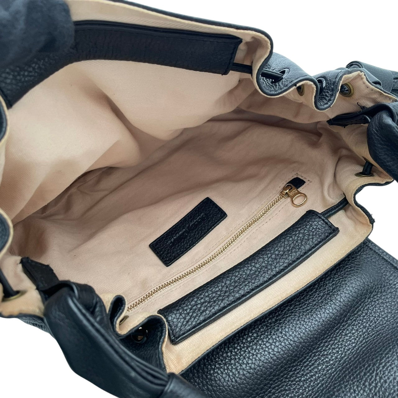 美品 シーバイクロエ SeeByChloe ショルダーバッグ クロスボディ レザー 本革 ブラック 黒 星柄 パンチング タッセル フリンジ ゴールド金具 斜め掛け可 肩掛け レディース エレガント クラシック カジュアル お出かけ 良品 保証書 S23