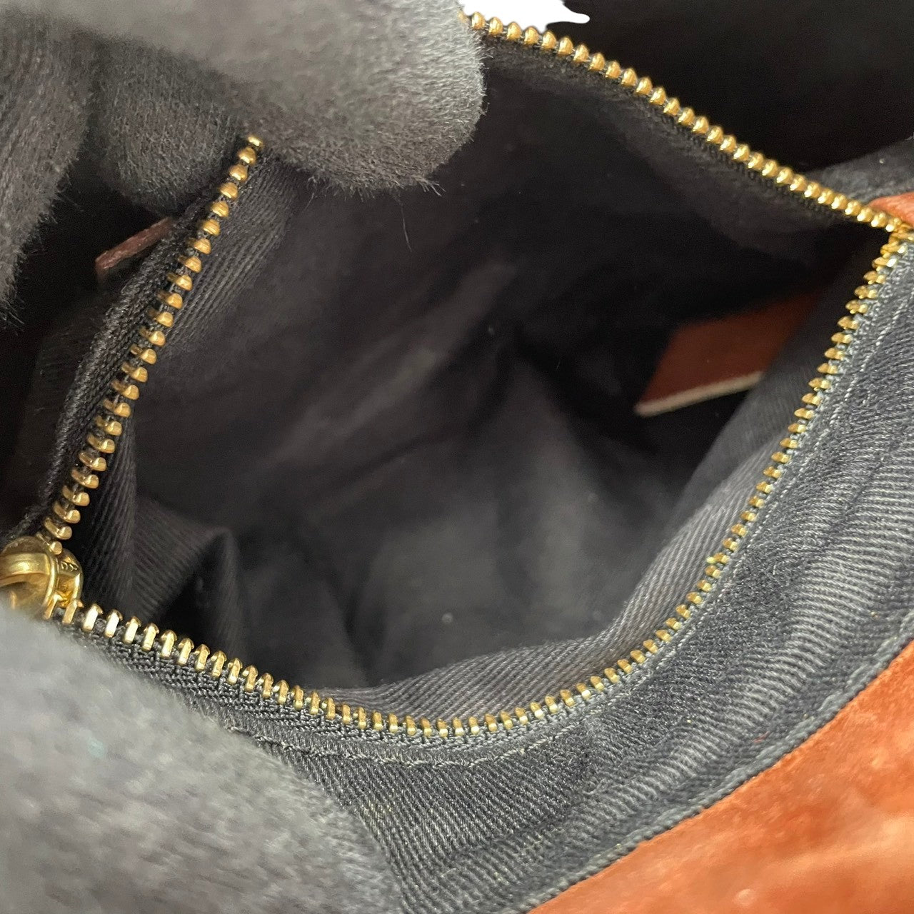 シーバイクロエ SEE BY CHLOE ショルダーバッグ レザー 本革 ブラウン 茶色 ゴールド金具 レディース エレガント クラシック ビンテージ 斜め掛け可 肩掛け 上品 カジュアル お出かけ 旅行 シンプル 普段使い 収納力 人気 高品質 S23