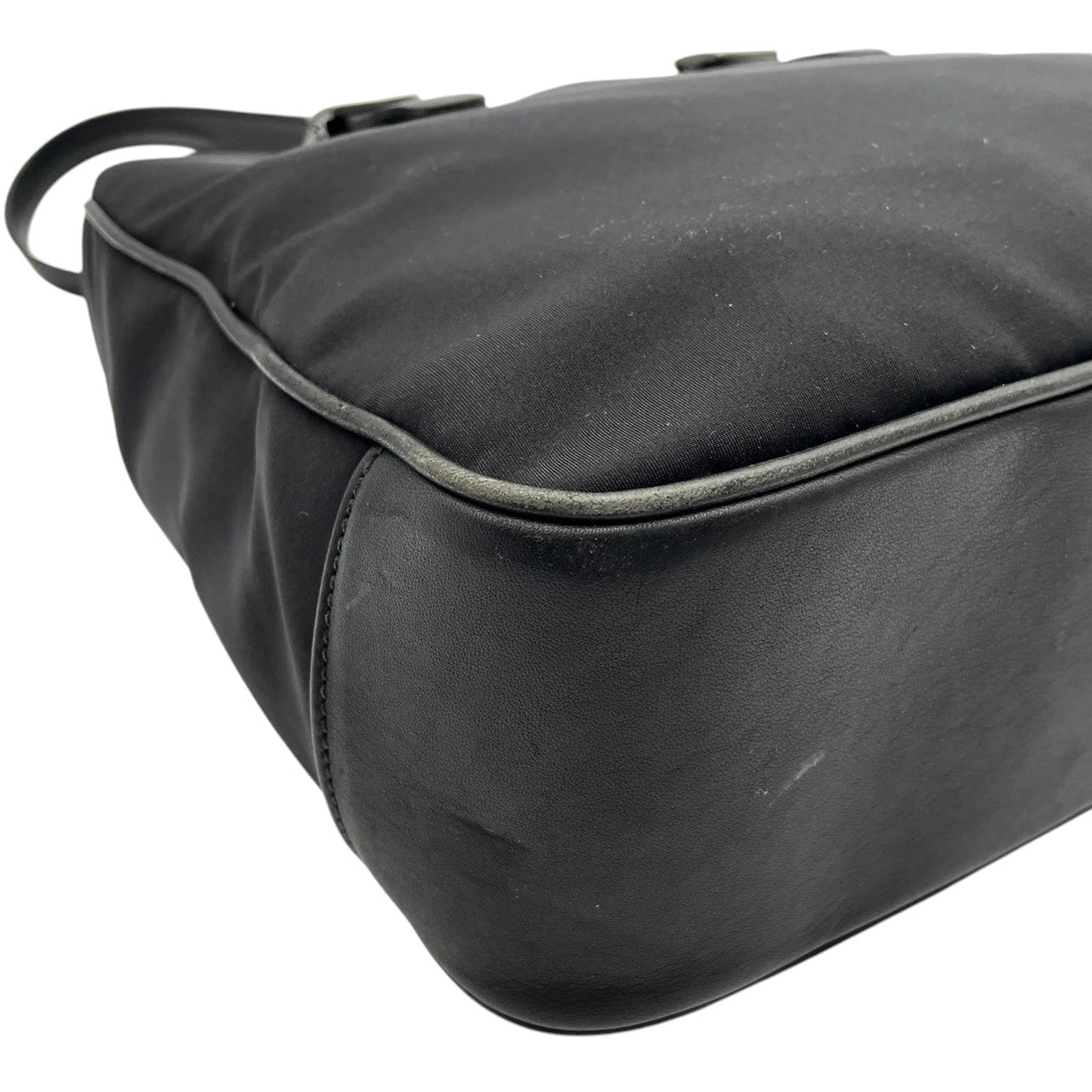 【美品】コーチ COACH トートバッグ 6241 ナイロン レザー ブラック 黒 肩掛け ワンショルダー A4収納 自立可 ビンテージ クラシック エレガント 上品 定番 人気 レディース 通勤 通学 お出かけ ビジネス シルバー金具 ロゴプレート S9