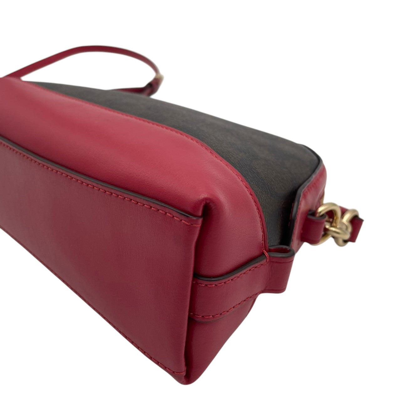 極 美品 コーチ COACH F76674 ショルダーバッグ クロスボディ ドーム型 シグネチャー PVC レザー 本革 茶 ブラウン ワインレッド ボルドー バイカラー レディース カジュアル デイリー お出かけ エレガント 上品 斜め掛け可 自立可 S98