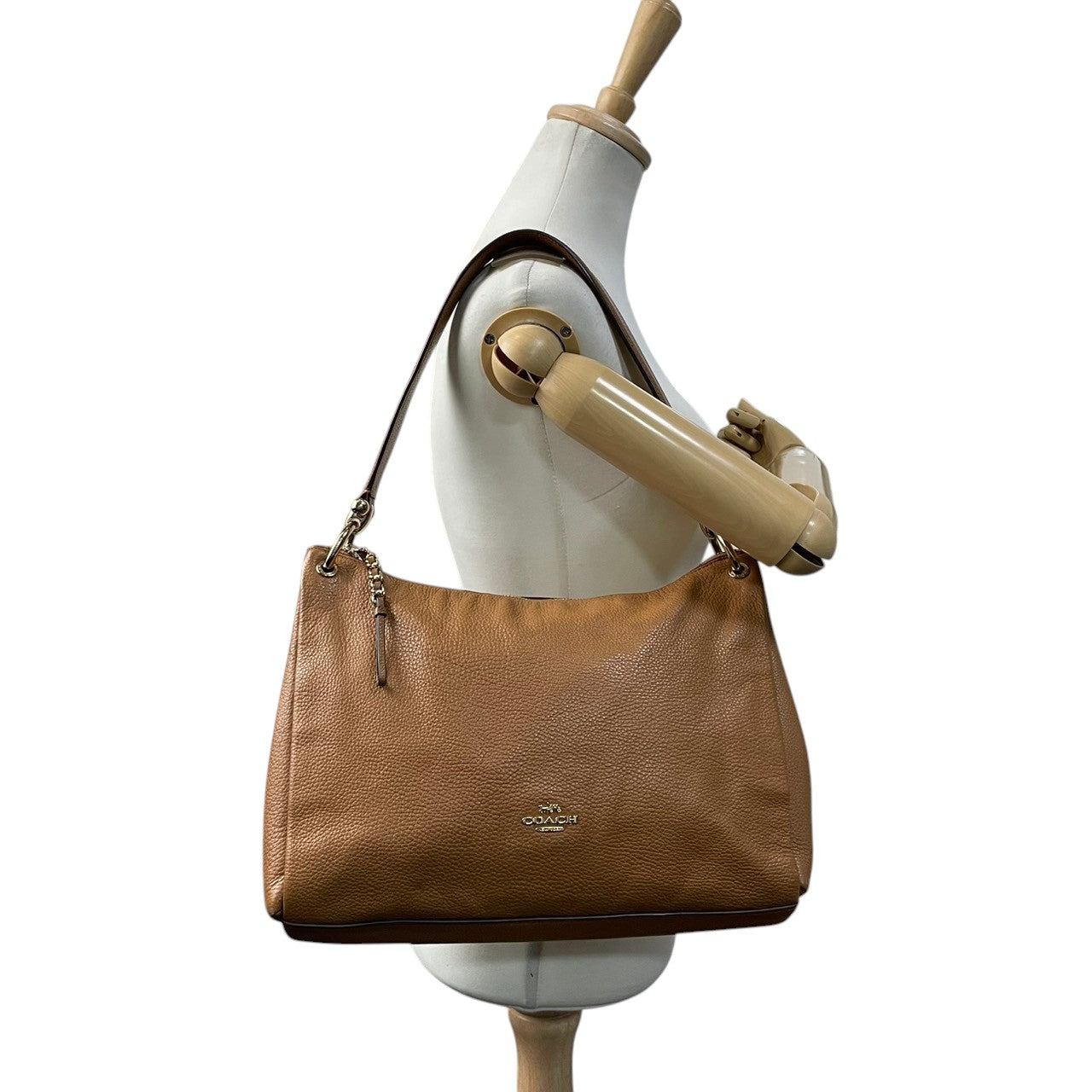 美品 コーチ COACH ミア F28966 ショルダーバッグ ワンショルダー バッグ 鞄 レザー 本革 ブラウン 茶色 クラシック エレガント レディース カジュアル デイリー お出かけ 通勤 通学 ビジネス シンプル 上品 大人 フォーマル 自立可 S98