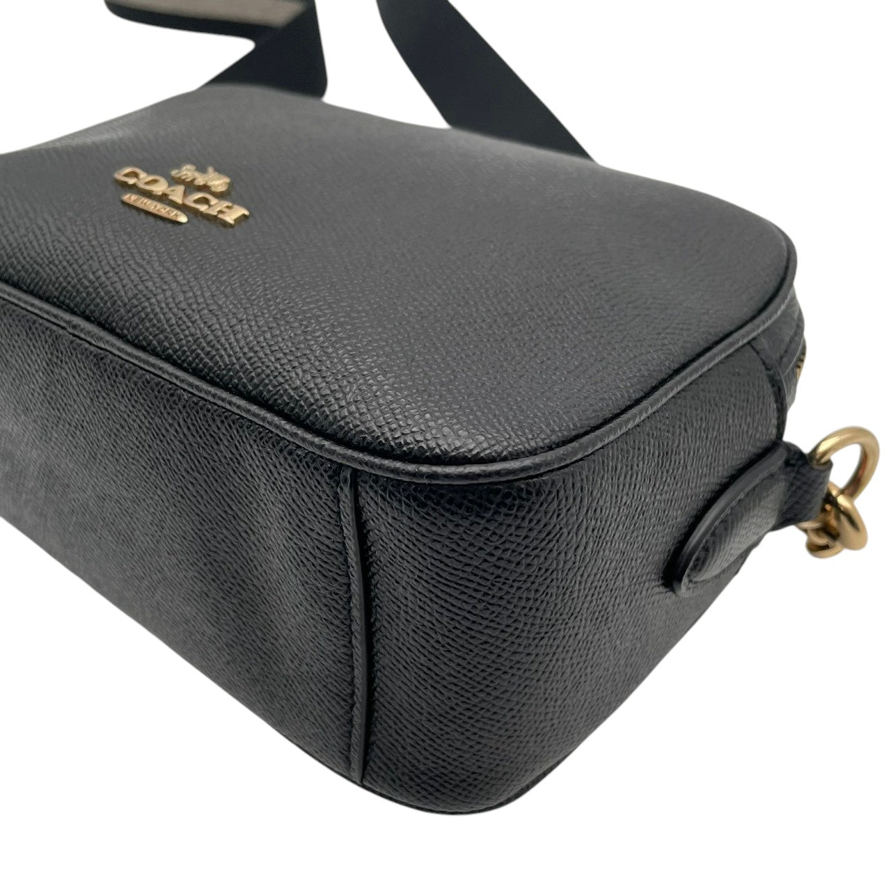 【美品】 コーチ COACH ショルダーバッグ カメラバッグ レザー 本革 ブラック 黒 ゴールド金具 斜め掛け可 肩掛け クロスボディ カジュアル エレガント ビンテージ 鞄 レディース ポシェット コンパクト お出かけ 定番 人気 S57