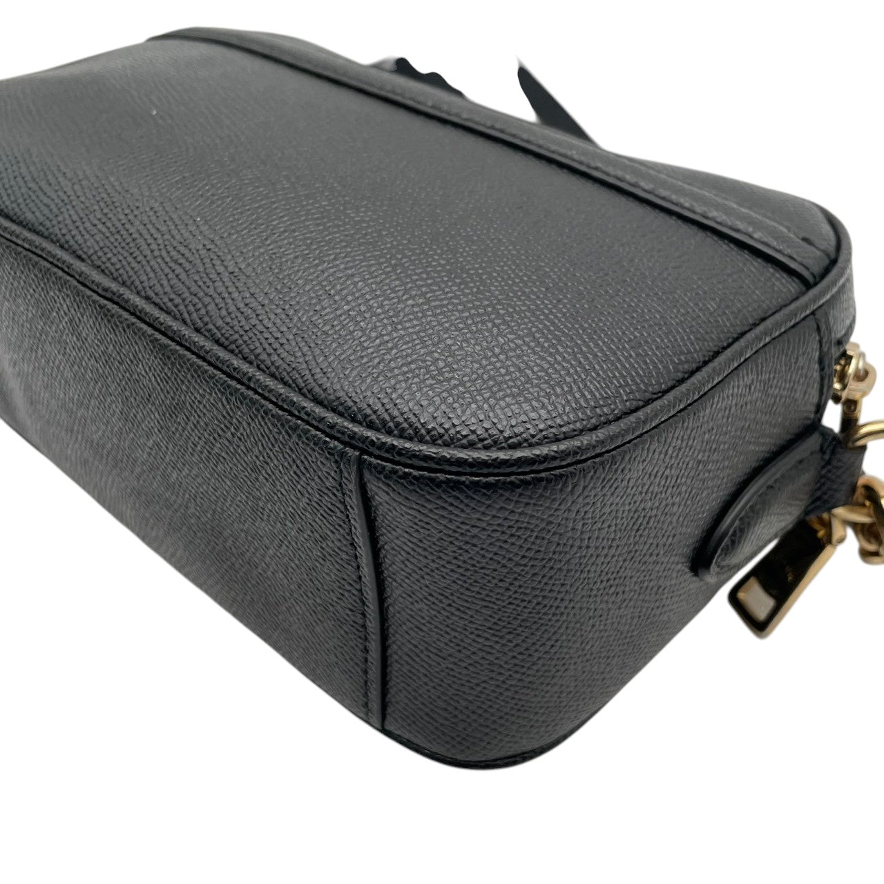 【美品】 コーチ COACH ショルダーバッグ カメラバッグ レザー 本革 ブラック 黒 ゴールド金具 斜め掛け可 肩掛け クロスボディ カジュアル エレガント ビンテージ 鞄 レディース ポシェット コンパクト お出かけ 定番 人気 S57