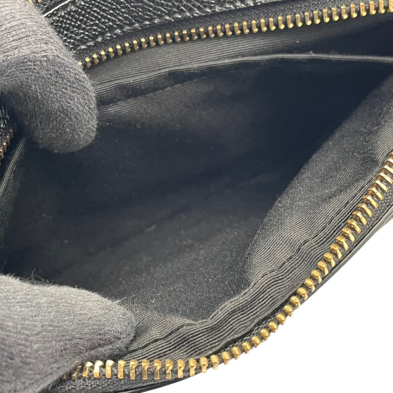 【美品】 コーチ COACH ショルダーバッグ カメラバッグ レザー 本革 ブラック 黒 ゴールド金具 斜め掛け可 肩掛け クロスボディ カジュアル エレガント ビンテージ 鞄 レディース ポシェット コンパクト お出かけ 定番 人気 S57