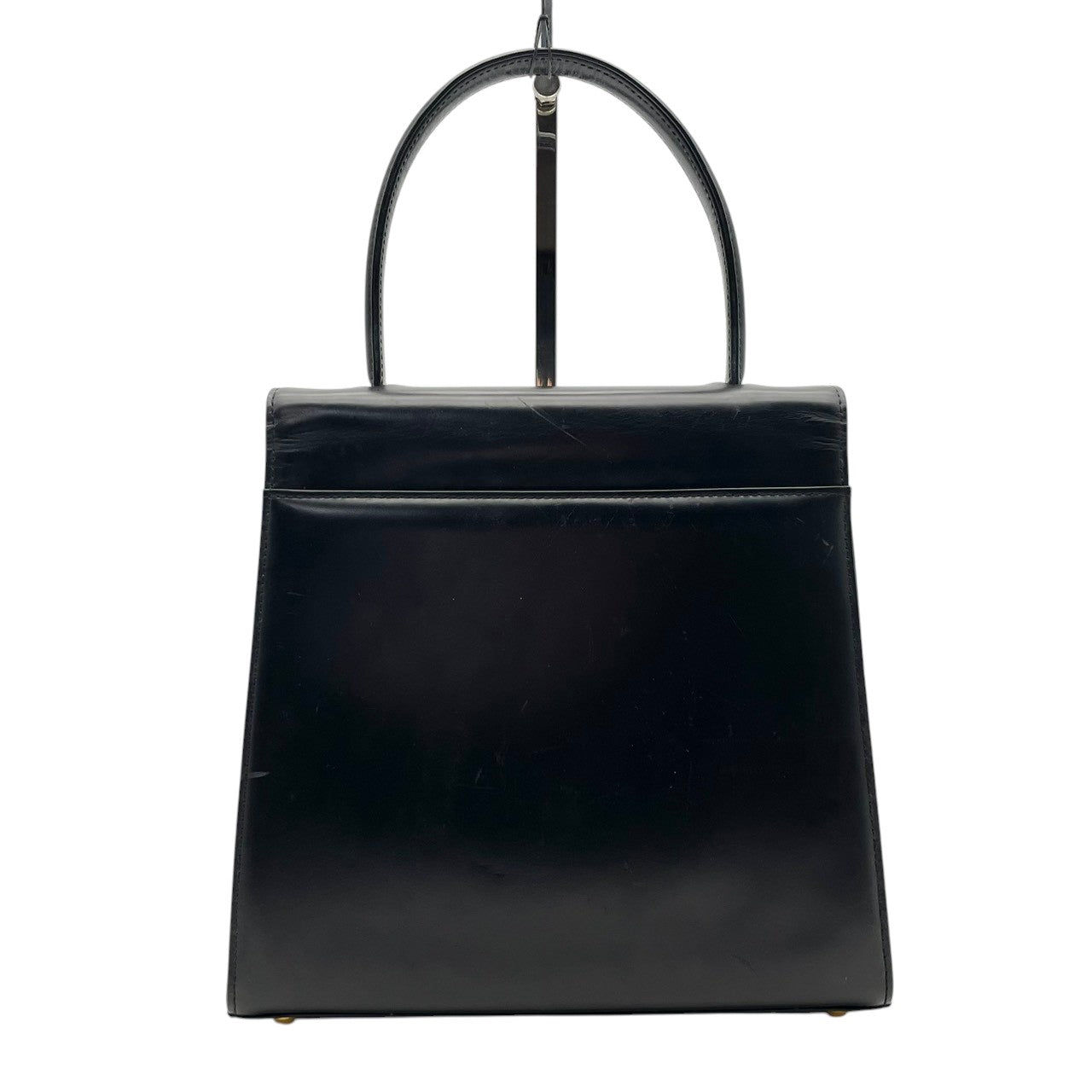 【良品】 ジバンシー GIVENCHY 2WAY ハンドバッグ ショルダーバッグ レザー 本革 ブラック 黒 ゴールド金具 ロゴプレート 斜め掛け可 肩掛け 自立可 ビンテージ クラシック エレガントレディース お出かけ デイリー 冠婚葬祭 人気 S58