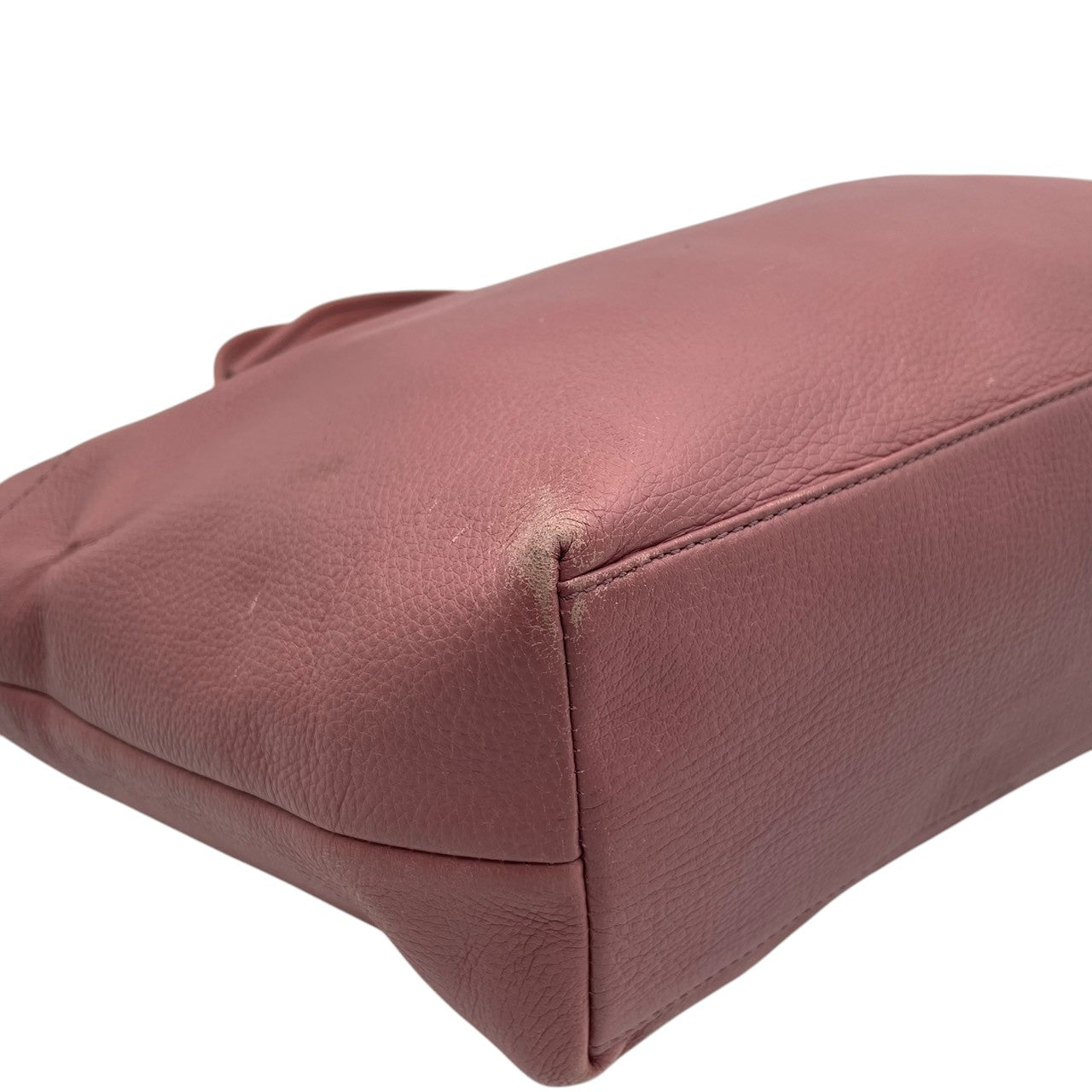 【良品】コーチ COACH トートバッグ ショルダーバッグ 肩掛け ワンショルダー A4収納可 大容量 本革 レザー ピンク 桃色 ゴールド金具 ロゴ チャーム ビンテージ クラシック エレガント 上品 通勤 通学 お出かけ レジャー 収納力抜群 S66