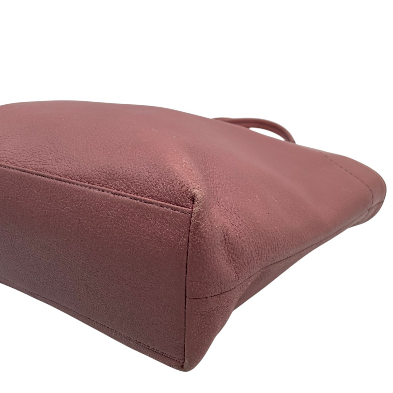 【良品】コーチ COACH トートバッグ ショルダーバッグ 肩掛け ワンショルダー A4収納可 大容量 本革 レザー ピンク 桃色 ゴールド金具 ロゴ チャーム ビンテージ クラシック エレガント 上品 通勤 通学 お出かけ レジャー 収納力抜群 S66