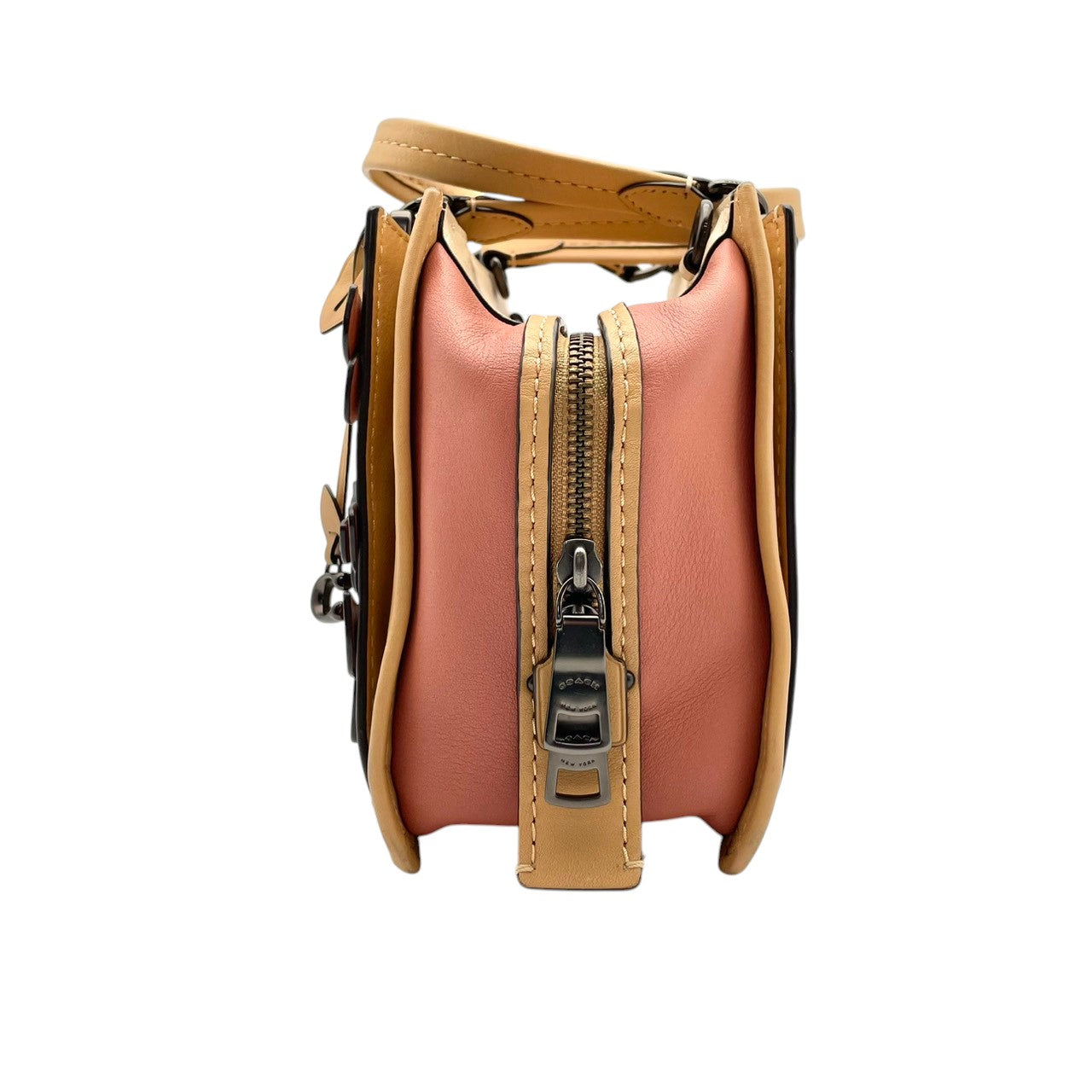 美品 コーチ COACH ドリーマー 2way ショルダーバッグ ハンドバッグ 69553 バタフライ アップリケ レザー 本革 アイボリー ピンク 肩掛け 斜め掛け可 チャーム 通勤 通学 旅行 エレガント クラシカル ビンテージ 希少 ブランド 鞄 S66