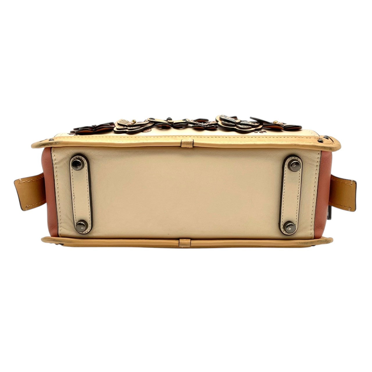 美品 コーチ COACH ドリーマー 2way ショルダーバッグ ハンドバッグ 69553 バタフライ アップリケ レザー 本革 アイボリー ピンク 肩掛け 斜め掛け可 チャーム 通勤 通学 旅行 エレガント クラシカル ビンテージ 希少 ブランド 鞄 S66