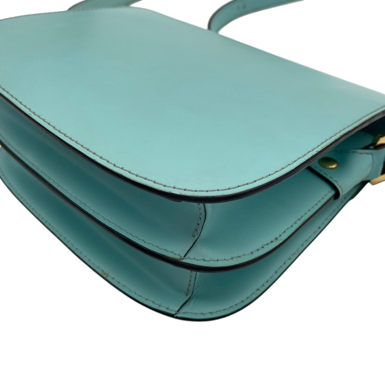 エムシーエム MCM ショルダーバッグ 斜め掛け可 レザー 本革 水色 ライトブルー シルバー金具 ロゴプレート ヴィンテージ ビンテージ クラシック エレガント 上品 カジュアル おしゃれ 鞄 カバン レディース お出かけ デイリーユース ギフト S68