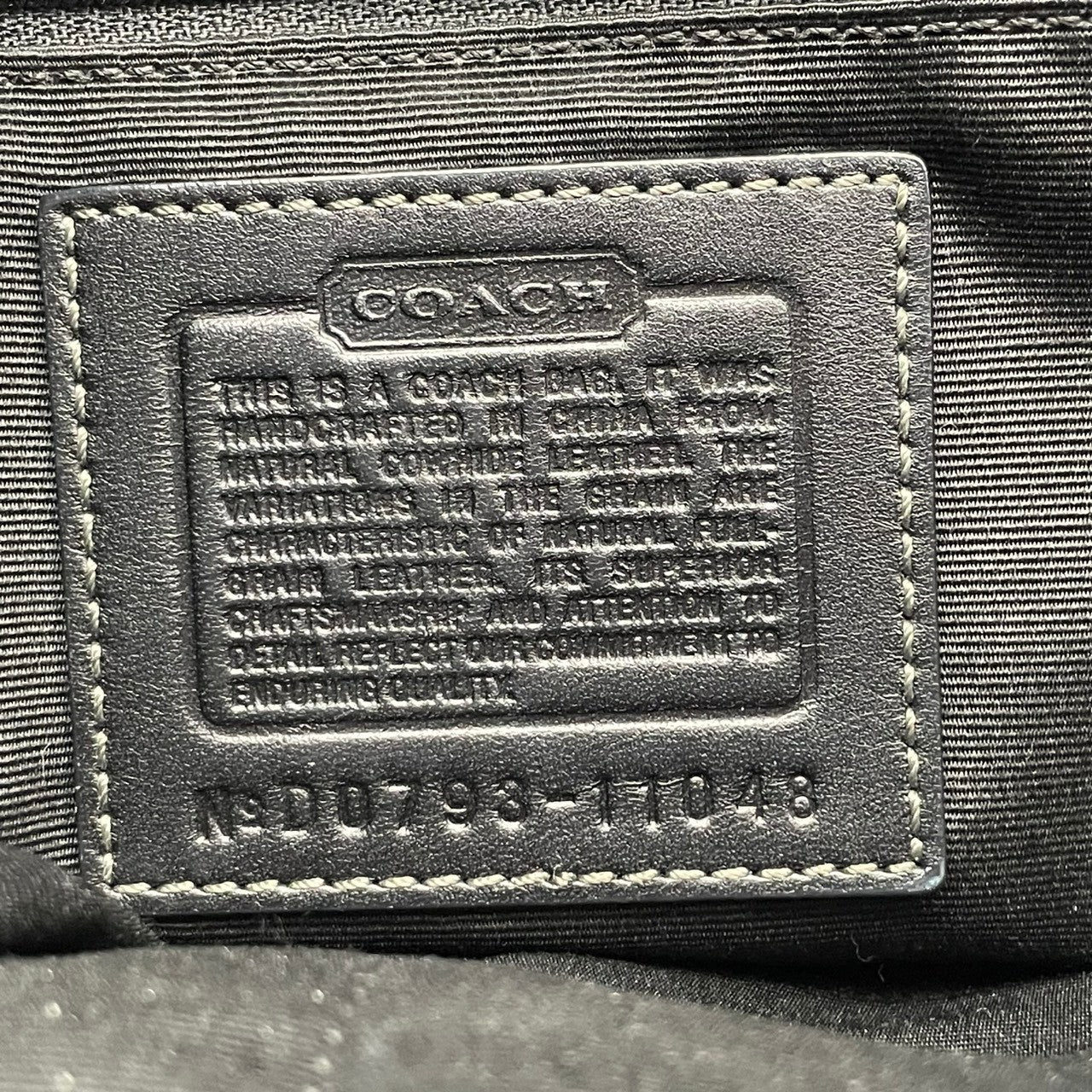 コーチ COACH トートバッグ ハンドバッグ レザー 本革 ペブルドレザー シボ革 ブラック 黒 シルバー金具 ロゴ A4サイズ収納可 肩掛け可 通勤 通学 エレガント クラシック ヴィンテージ 美品 鞄 レディース メンズ 11048 S54