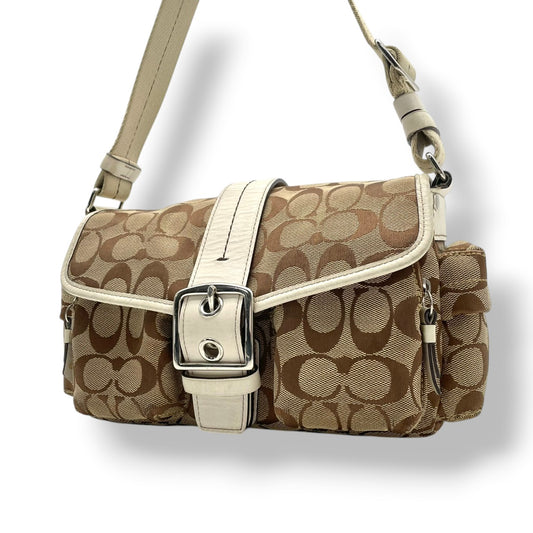 美品 コーチ COACH ショルダーバッグ 斜め掛け可 肩掛け シグネチャー キャンバス レザー 本革 ベージュ ホワイト 白 シルバー金具 ソーホー フラップ ヴィンテージ ビンテージ 希少 レア 鞄 レディース お出かけ 通勤 通学 6835 S54