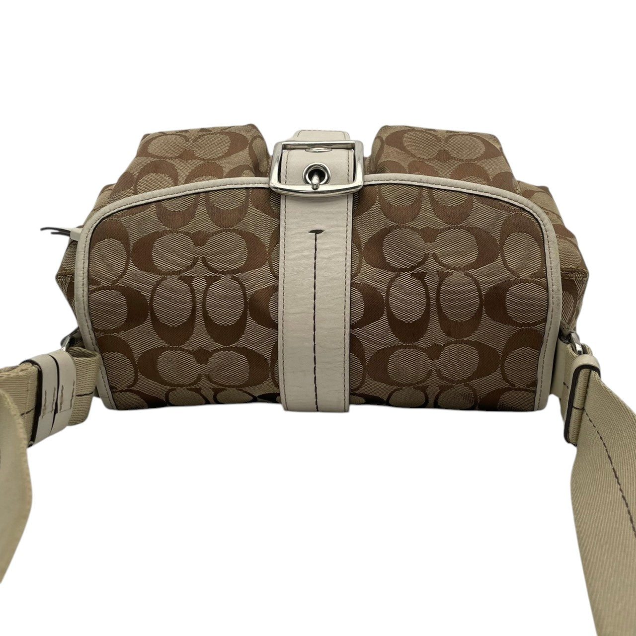美品 コーチ COACH ショルダーバッグ 斜め掛け可 肩掛け シグネチャー キャンバス レザー 本革 ベージュ ホワイト 白 シルバー金具 ソーホー フラップ ヴィンテージ ビンテージ 希少 レア 鞄 レディース お出かけ 通勤 通学 6835 S54