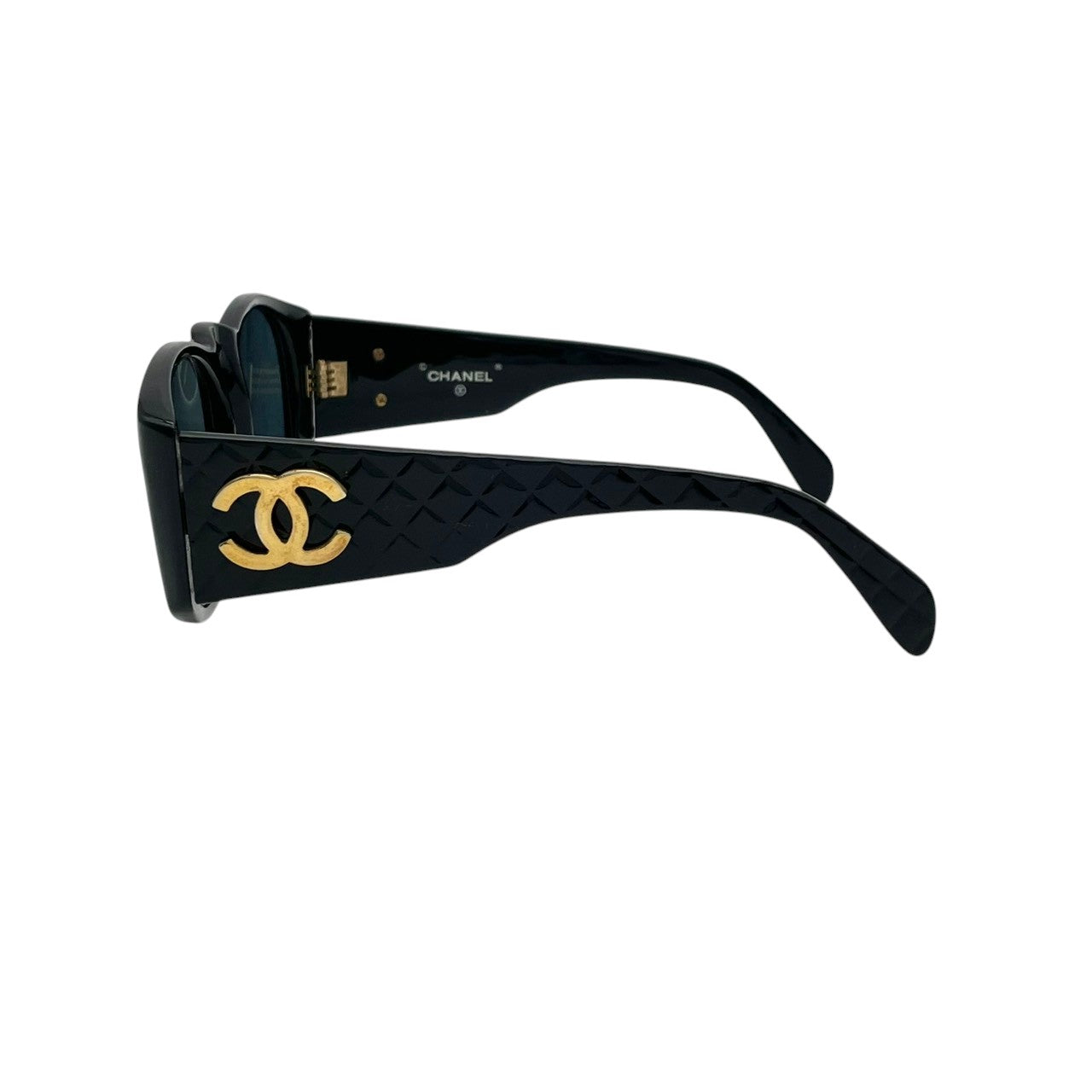 シャネル CHANEL サングラス アイウェア 01450 マトラッセ キルティング ブラック 黒 ゴールド金具 ココマーク ロゴ イタリア製 ビンテージ クラシック エレガント 希少 レア 婦人 レディース 紫外線対策 UVカット ケース付属 M4