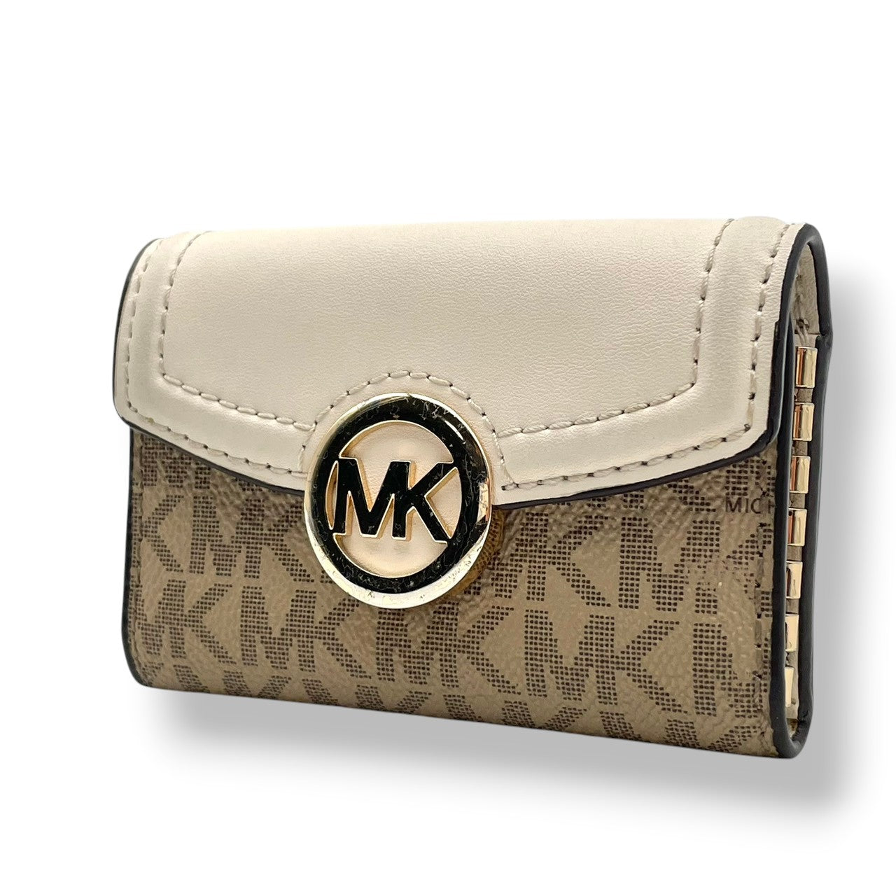 【良品】 マイケルコース MICHAEL KORS キーケース 6連 シグネチャー PVC レザー ベージュ ホワイト 白 ゴールド ロゴ 金具 スタイリッシュ エレガント レディース コンパクト 鍵 収納 定番 人気 おしゃれ かわいい お出かけ M2