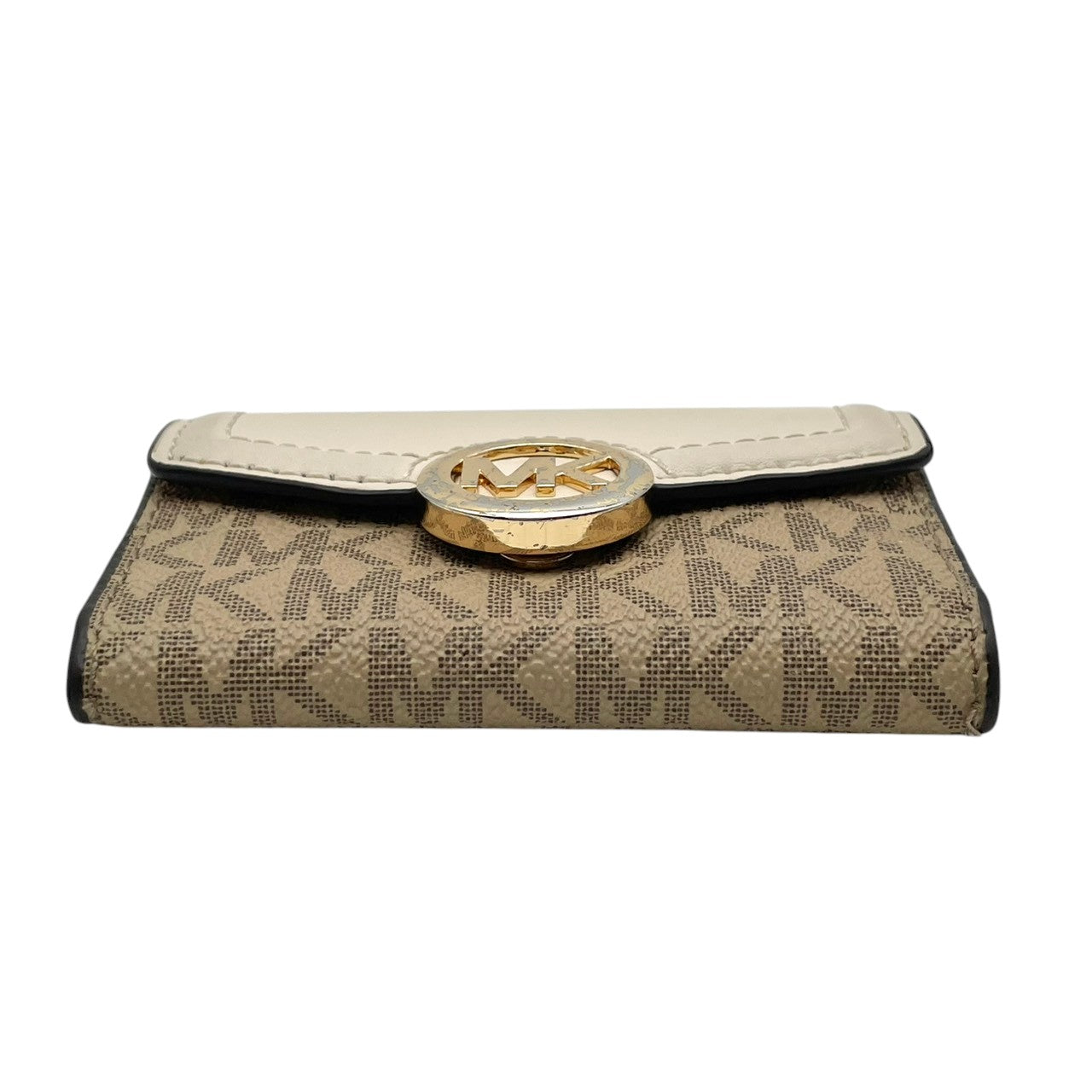 【良品】 マイケルコース MICHAEL KORS キーケース 6連 シグネチャー PVC レザー ベージュ ホワイト 白 ゴールド ロゴ 金具 スタイリッシュ エレガント レディース コンパクト 鍵 収納 定番 人気 おしゃれ かわいい お出かけ M2