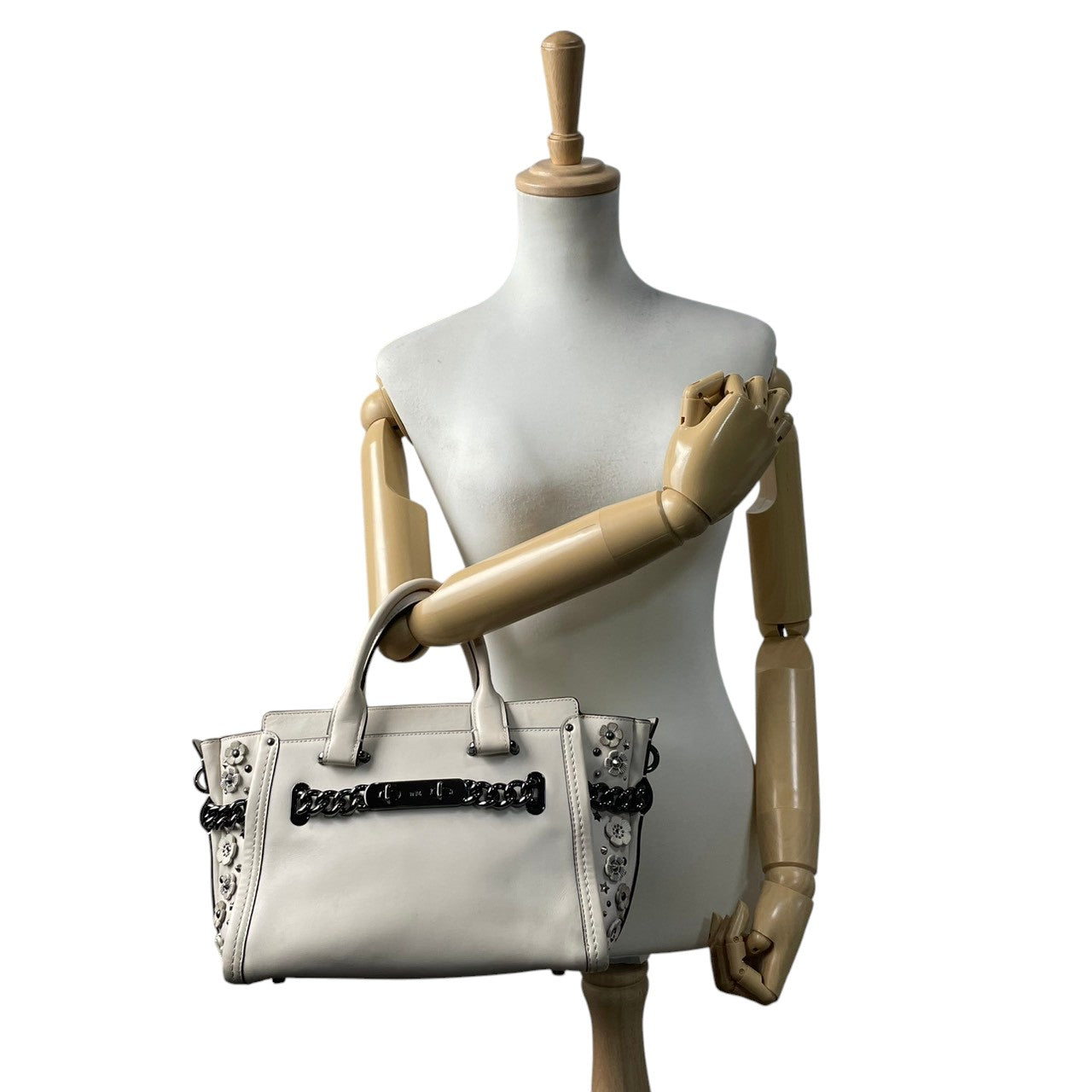 【美品】 コーチ COACH 2WAY ハンドバッグ ショルダーバッグ 斜め掛け可 レザー 本革 アイボリー 白 ゴールド金具 チェルシー クロスボディ ビンテージ クラシック エレガント スタイリッシュ 上品 鞄 レディース お出かけ 59091 S3