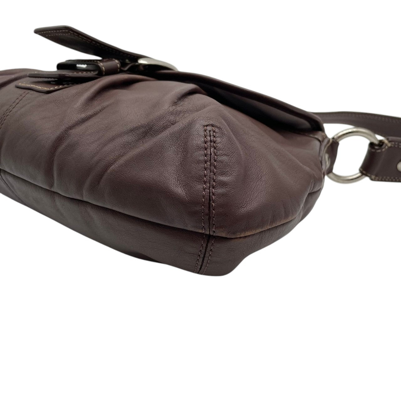 良品 コーチ COACH ソーホー ショルダーバッグ ワンショルダーバッグ レザー 本革 ブラウン 茶色 シルバー金具 F15204 大きめバックル フラップ エレガント クラシック カジュアル 肩掛け お出かけ 普段使い デイリーユース レディース 自立可 S3