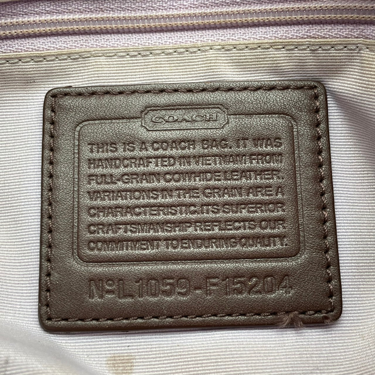 良品 コーチ COACH ソーホー ショルダーバッグ ワンショルダーバッグ レザー 本革 ブラウン 茶色 シルバー金具 F15204 大きめバックル フラップ エレガント クラシック カジュアル 肩掛け お出かけ 普段使い デイリーユース レディース 自立可 S3