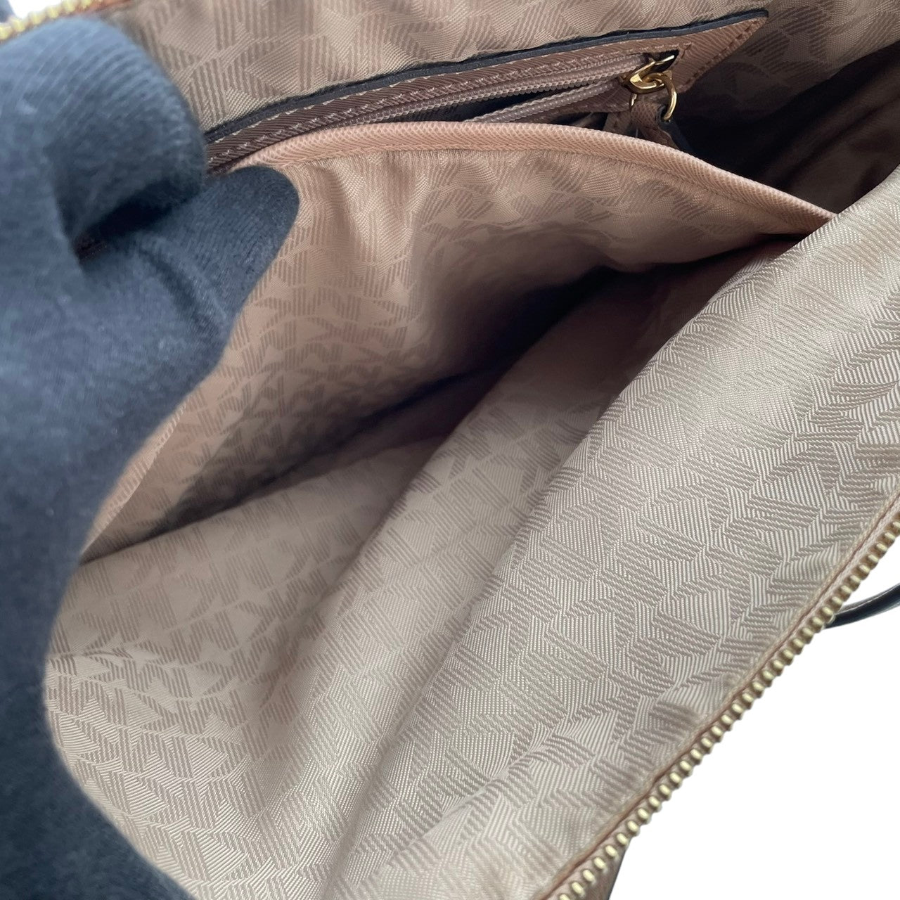 美品 マイケルコース MICHAEL KORS ジェットセット トラベル トートバッグ レザー ピンクベージュ ゴールド金具 ファスナー開閉 肩掛け A4 エレガント 通勤 通学 レディース 30F4GTTT9L S3