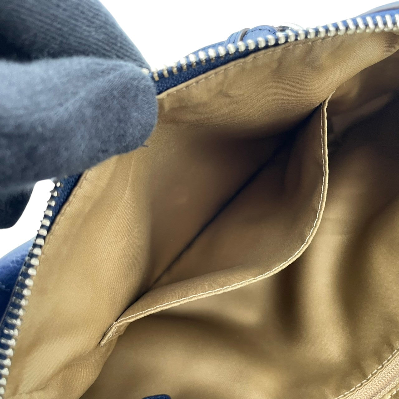 美品 コーチ COACH 2WAYバッグ ハンドバッグ ショルダーバッグ レザー ブルー 青 シルバー金具 ロゴチャーム ファスナー開閉 クロスボディ 斜め掛け エレガント お出かけ レディース 鞄 カバン F30281 S5