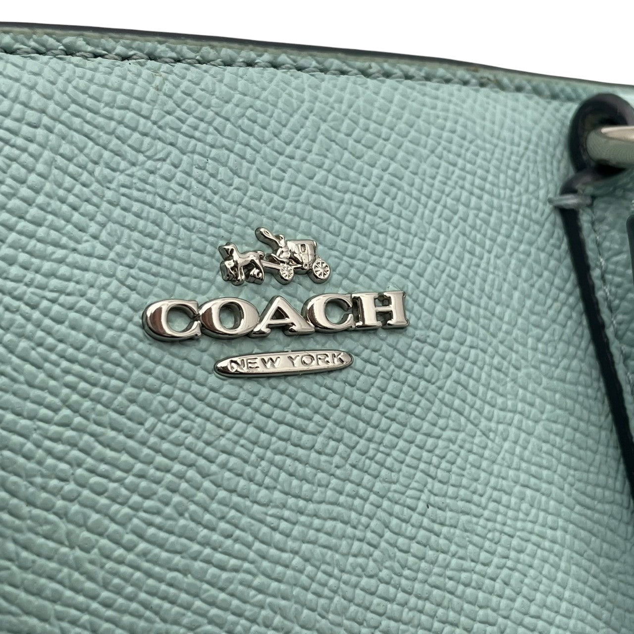 美品 コーチ COACH クロスグレイン レザー ミニ ベネット サッチェル 2WAYバッグ ハンドバッグ ショルダーバッグ ミントグリーン ゴールド金具 ロゴ ファスナー 斜め掛け エレガント レディース 鞄 F11925 S5