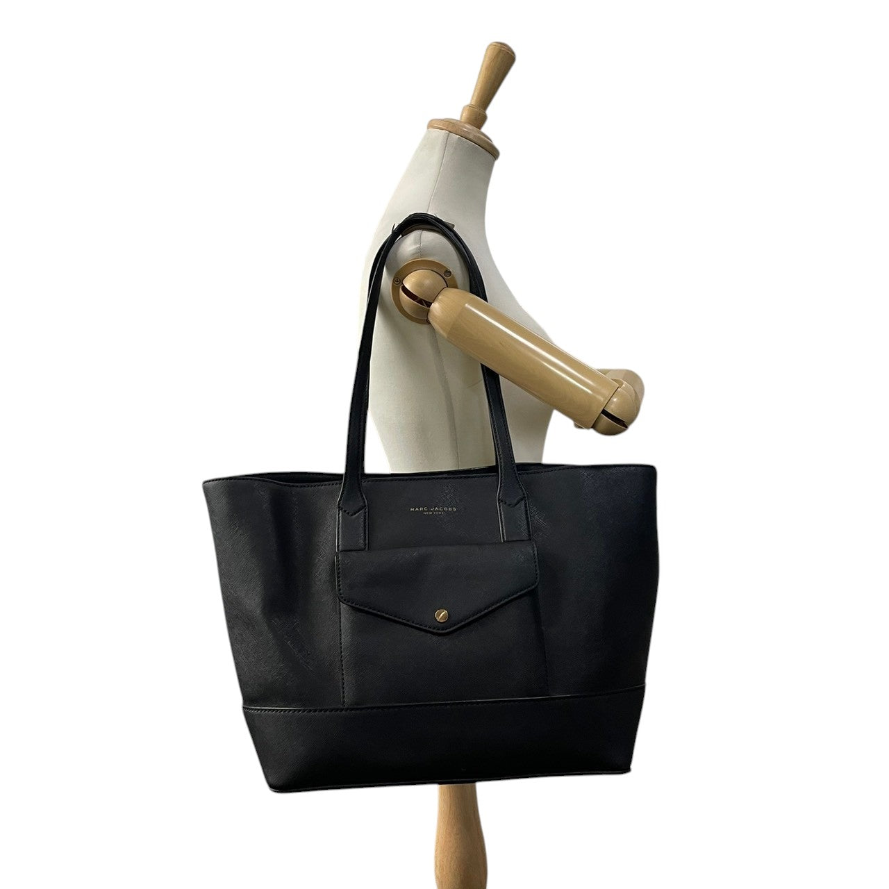 良品 マークジェイコブス MARC JACOBS トートバッグ レザー ブラック 黒 パドロック 南京錠 ゴールド金具 肩掛け A4収納 大容量 エレガント 通勤 通学 デイリーユース レディース 鞄 カバン S79