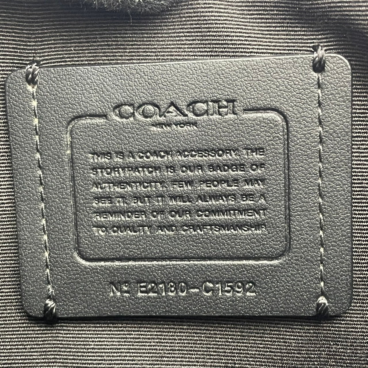 良品 コーチ COACH ショルダーバッグ クロスボディ レザー ブルー 青 ゴールド金具 ロゴチャーム ファスナー開閉 斜め掛け 肩掛け エレガント お出かけ デイリーユース レディース 鞄 カバン C1592 S79