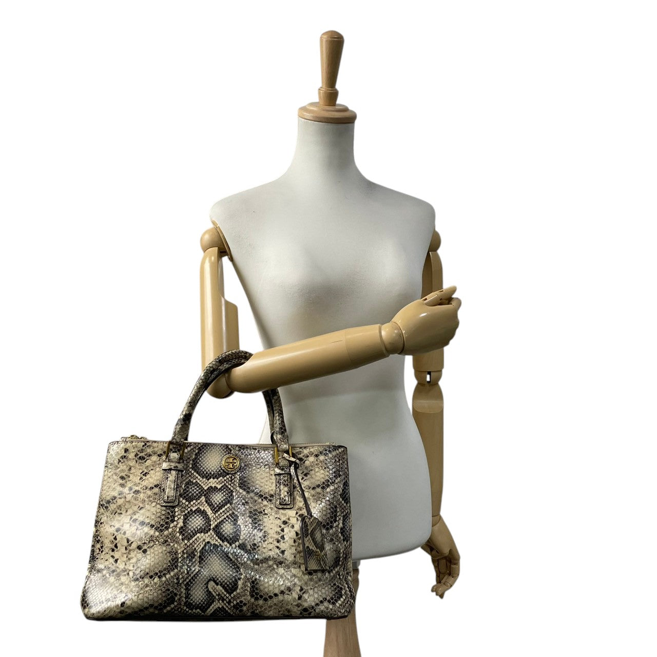 【美品】TORY BURCH トリーバーチ 2WAY トートバッグ ショルダーバッグ スネーク柄 ヘビ柄 レザー 本革 ゴールド金具 ロゴ エレガント 上品 高級感 お出かけ 普段使い レディース 大容量 S62