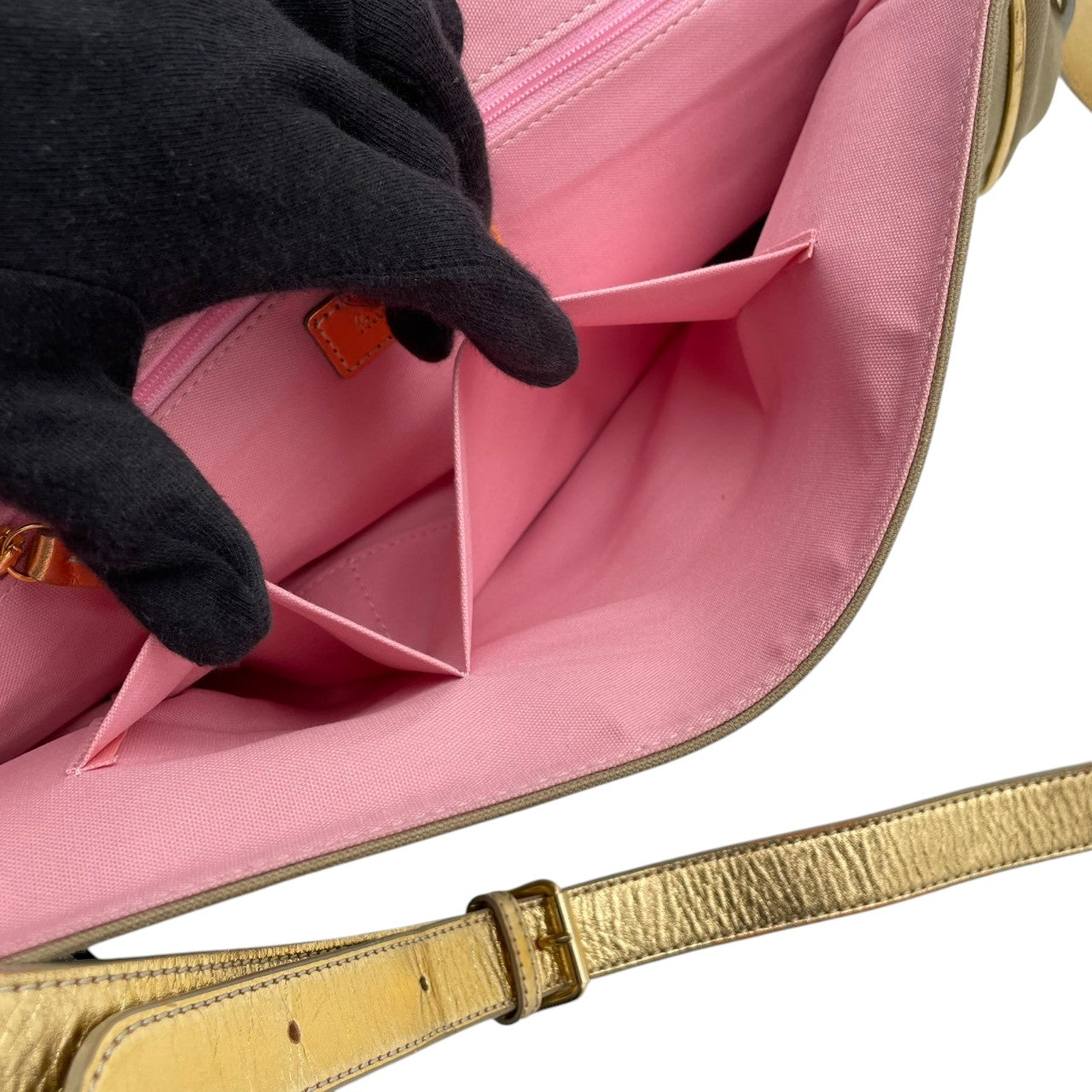 【美品】Paul Smith ポールスミス ショルダーバッグ クロスボディ 斜め掛け キャンバス レザー ベージュ ゴールド金具 エレガント カジュアル お出かけ 普段使い デイリー 旅行 レディース ユニセックス カバン 鞄 オシャレ カッコイイ S62