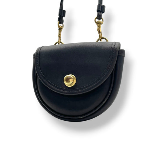 COACH コーチ オールドコーチ ショルダーバッグ ポシェット ミニバッグ ハーフムーン クロスボディ 斜め掛け フラップ ターンロック レザー 本革 黒 ブラック ゴールド金具 ヴィンテージ ビンテージ レトロ コンパクト レディース 鞄 カバン S64
