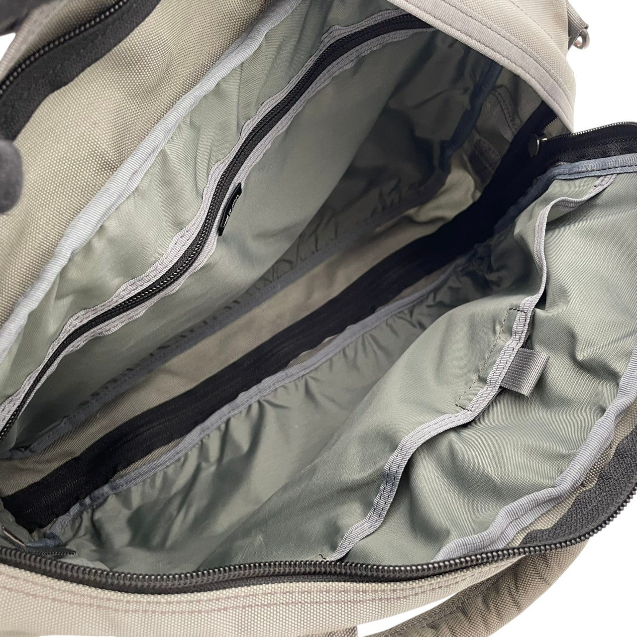 PORTER ポーター 吉田カバン ビジネスバッグ ブリーフケース ショルダーバッグ 2WAY ナイロン グレー 灰色 メンズ 通勤 通学 出張 A4収納 大容量 多機能 PC収納 書類かばん カジュアル フォーマル シンプル デイリーユース 良品 S34