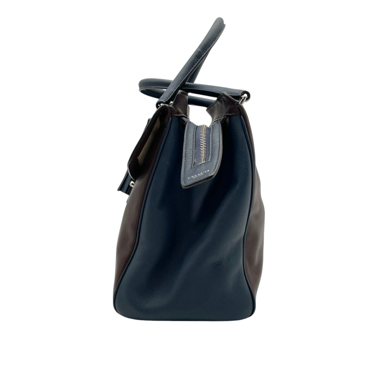 コーチ COACH レガシー ノースサウス サッチェル ハンドバッグ レザー 本革 ブラウン ネイビー バイカラー 26301 F1320 タッセル シルバー金具 フラップ 手持ち トップハンドル レディース 上品 クラシック 日常使い 収納力 S2